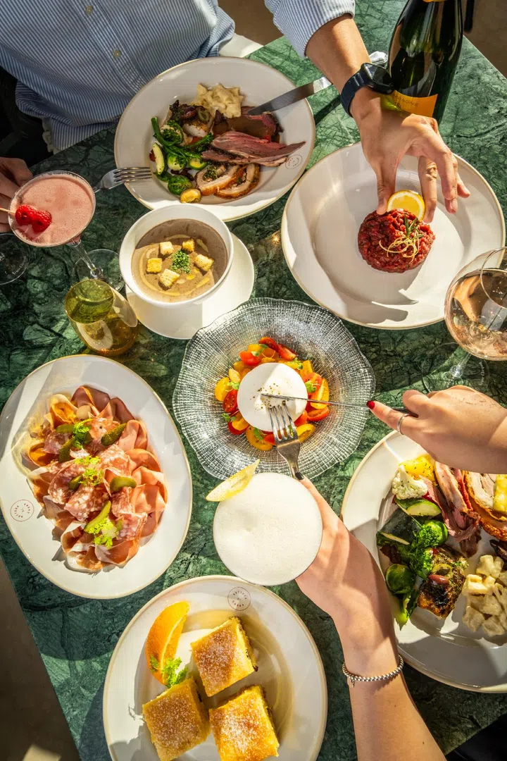 mondrian duxton singapore brunch