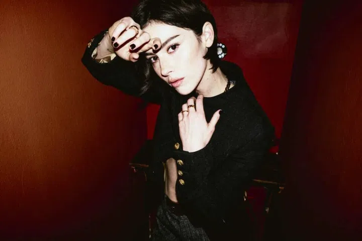 Gracie Abrams Coco Crush Chanel