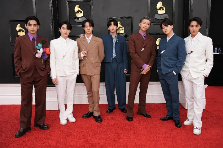 bts red carpet list grammys 2022 bts style bts best fashion moments bts red carpet looks