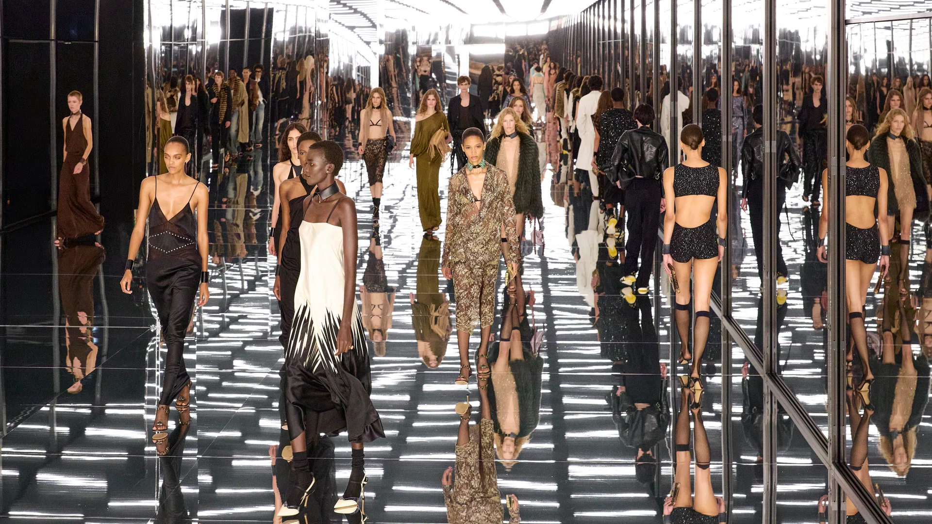 Fendi Spring Summer 2027 runway Milan fashion week