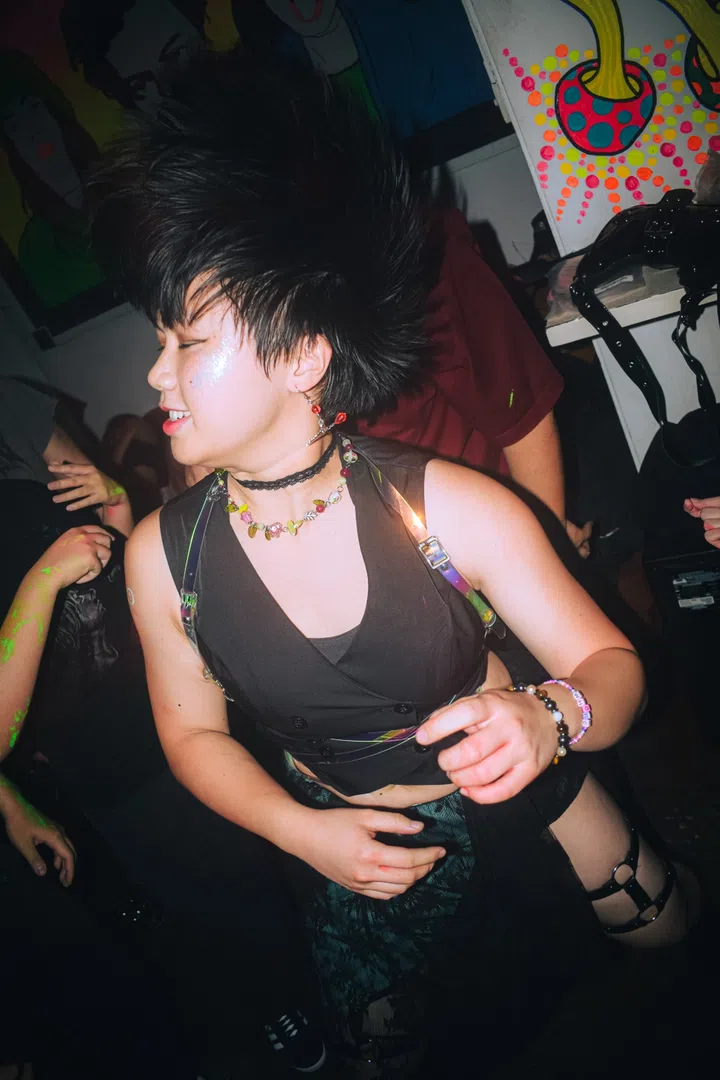 BlackLight Rave black vest