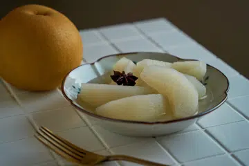 Japanese pear (nashi)