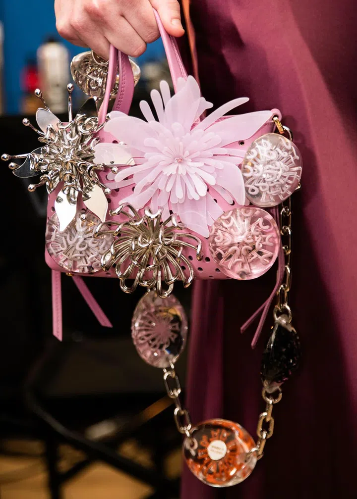bimba y palomo pink bag flower