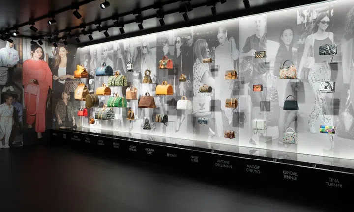 see lv exhibition