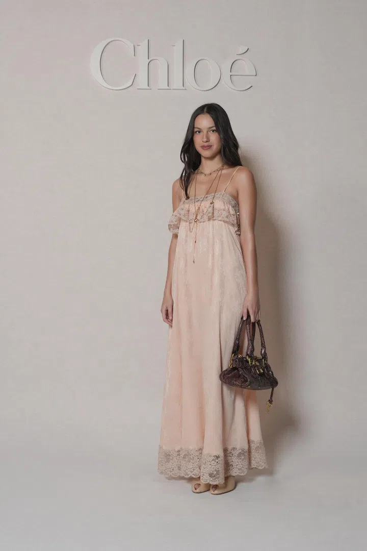 olivia rodrigo chloe fall winter paris fashion week 2026