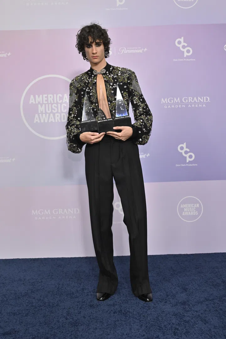 Sombr - American Music Awards 2026 celebrity fashion