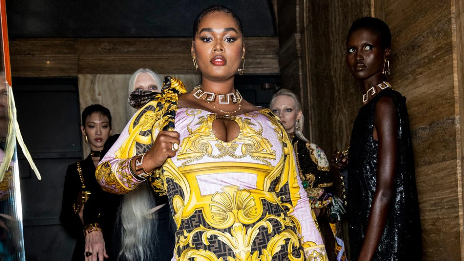 Diva moment. Credit: Fendi