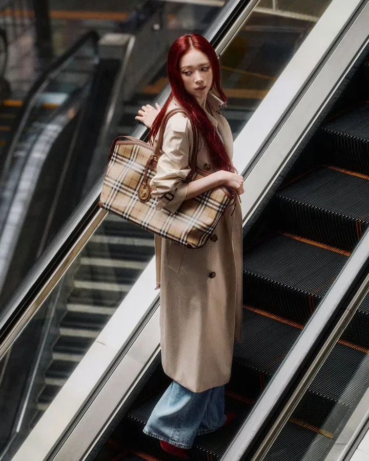 6 Burberry Bags For Summer 2026, As Seen On Mamamoo's Hwasa