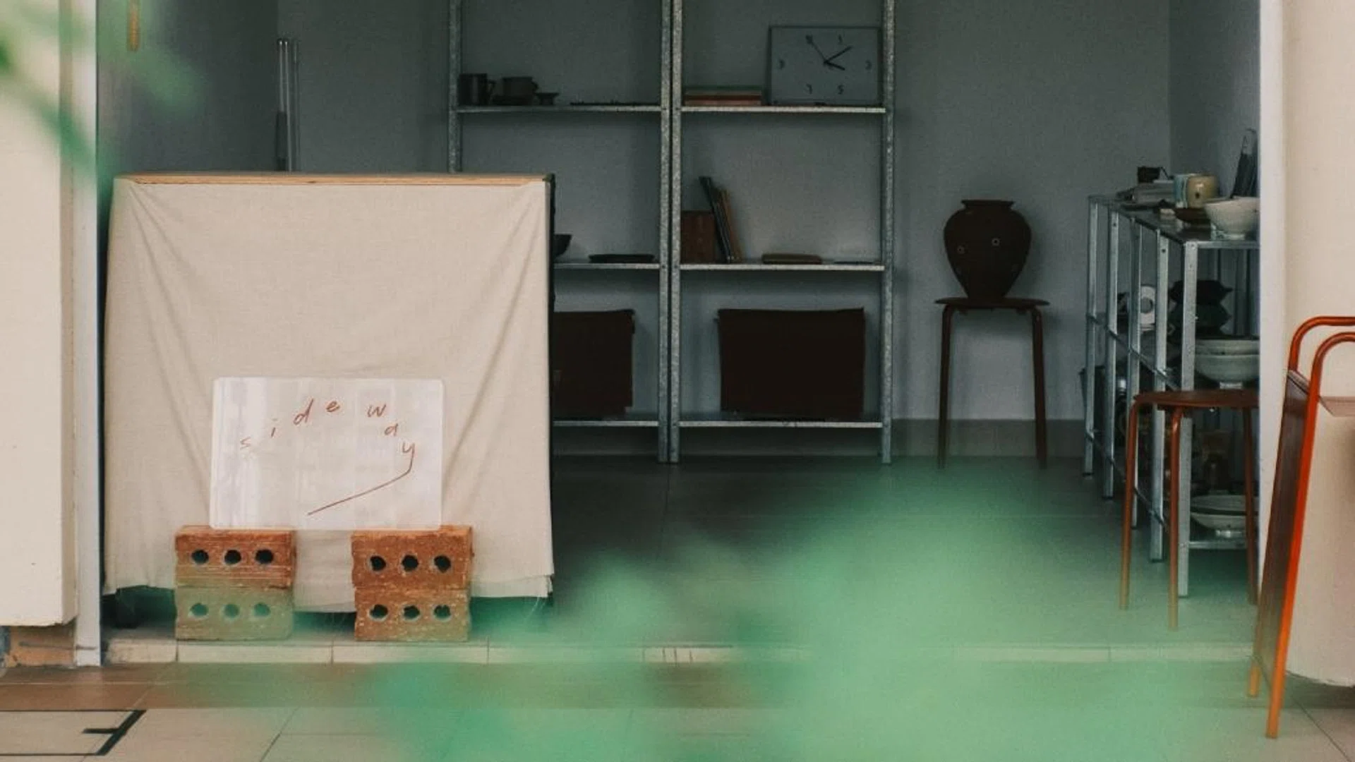 sideway store tiong bahru market