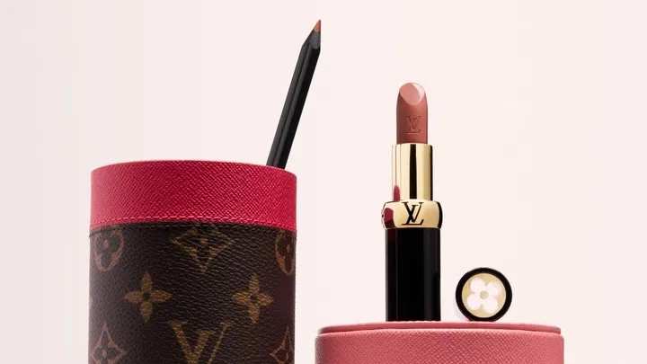 lv crayon louis vuitton lip liner