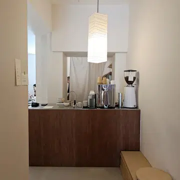 Living Room cafe Singapore at Late Morning 