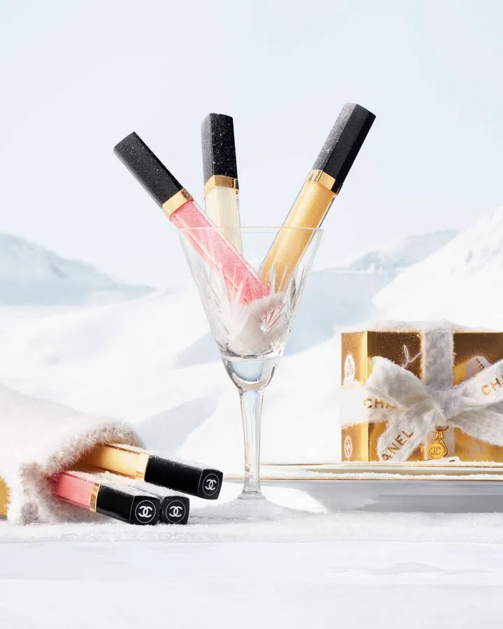 Chanel Beauty Holiday 2026 makeup - Chanel Rouge Coco Hydra Gloss lipgloss