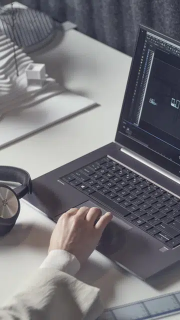 noise cancelling headphones