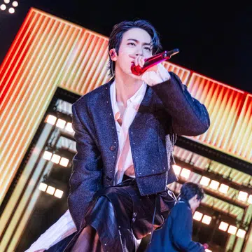 bts arirang world tour set list