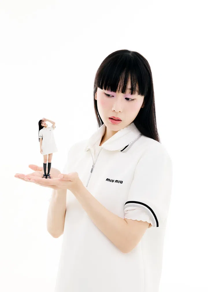 Fall Winter 2025 floral motifs trend