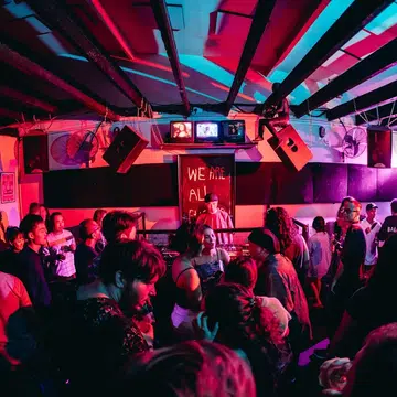 Headquarters Singapore club closing down
