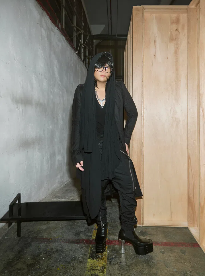 F ZINE Street Style: See See Look Look Market 2026 - Yu Fan