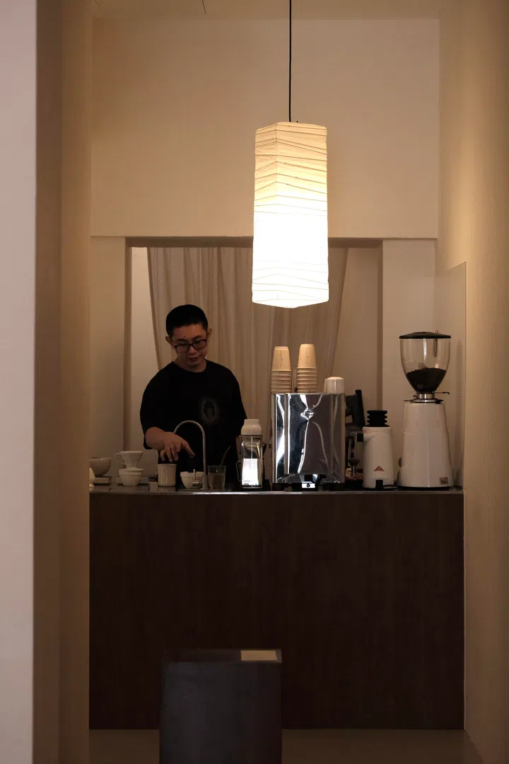 Hidden cafes in Singapore - Living Room at Late Morning