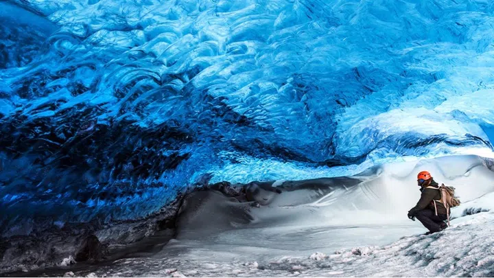 SKAFTAFELL GLACIER, ICELAND