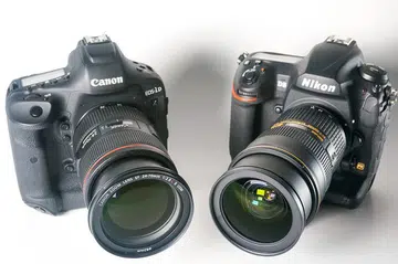 It's a face-off between two heavy weight cameras!