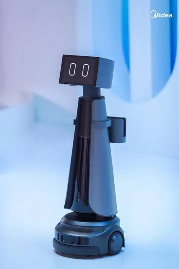Meet Xioawei, Midea's first-generation household robot.
