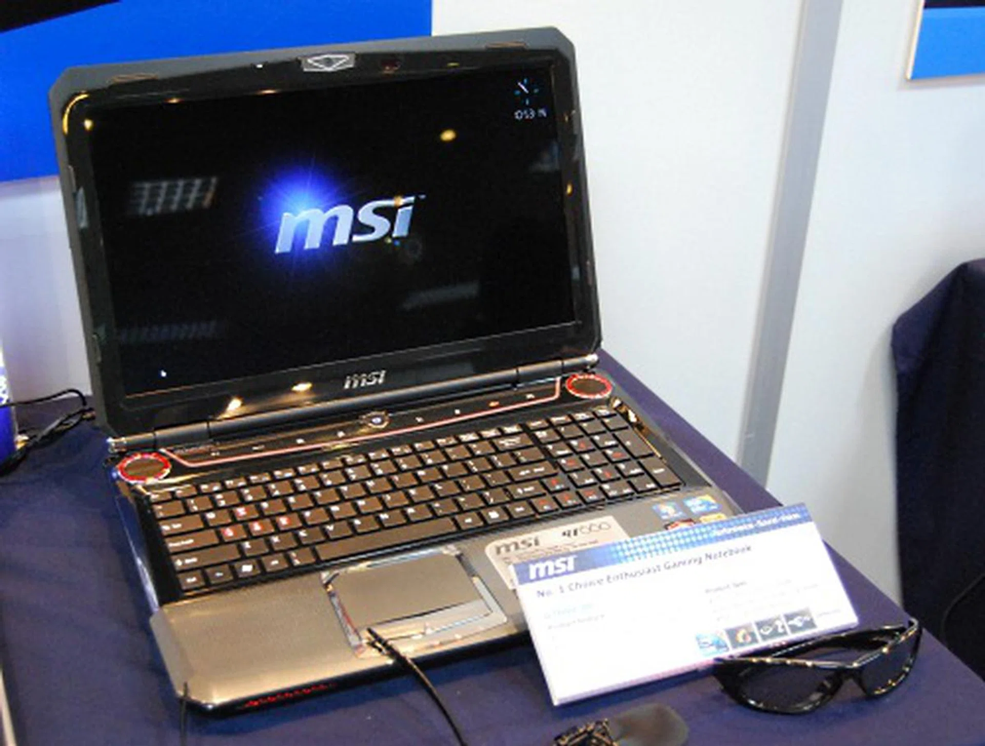 The other gaming notebook we saw is this GT660 3D, which as its name suggests, it will have 3D capabilities. Unfortunately, it looks like it uses polarized glasses instead of active shutter, which means it's not compatible with NVIDIA's 3D Vision, currently the more prominent 3D gaming solution. It does appear to have its own software to convert 2D games to 3D, This concept might seem odd when it has a powerful GeForce GTX 285M GPU. Also for enthusiasts, the notebook is able to overclock its GPU and CPU. However, it is also catered for entertainment users, which is why this is perhaps the first notebook to be designed and tuned with Dynaudio speakers. Overall, a powerful notebook that has balanced appeal to several users.