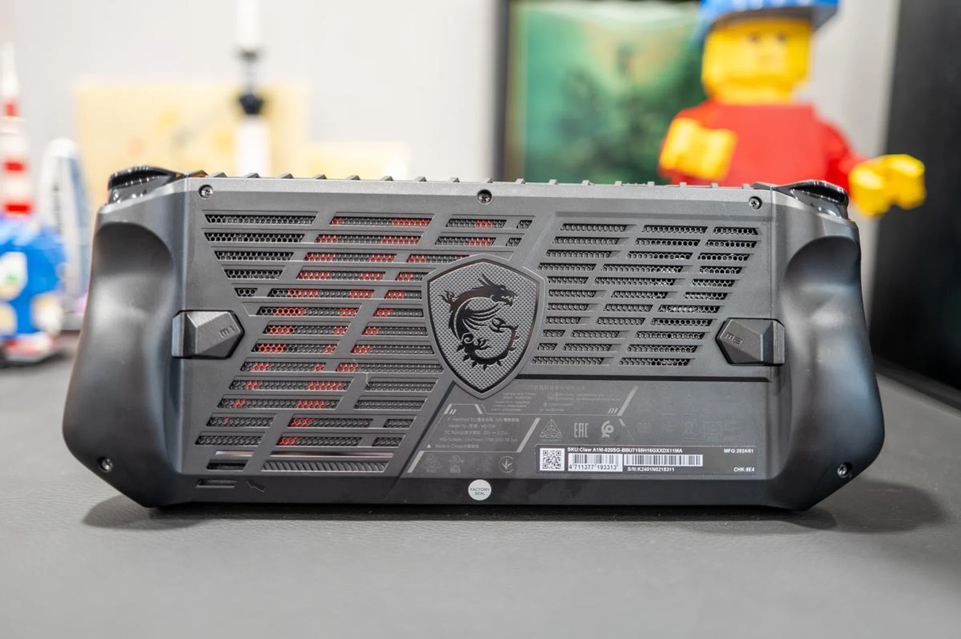 One silver lining with the MSI Claw is that it never runs uncomfortably hot.