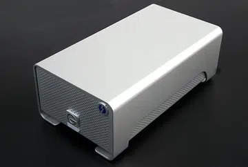 Targeted at Mac users, the G RAID with Thunderbolt comes with a matching aluminum case and is pretty handsome to behold.
