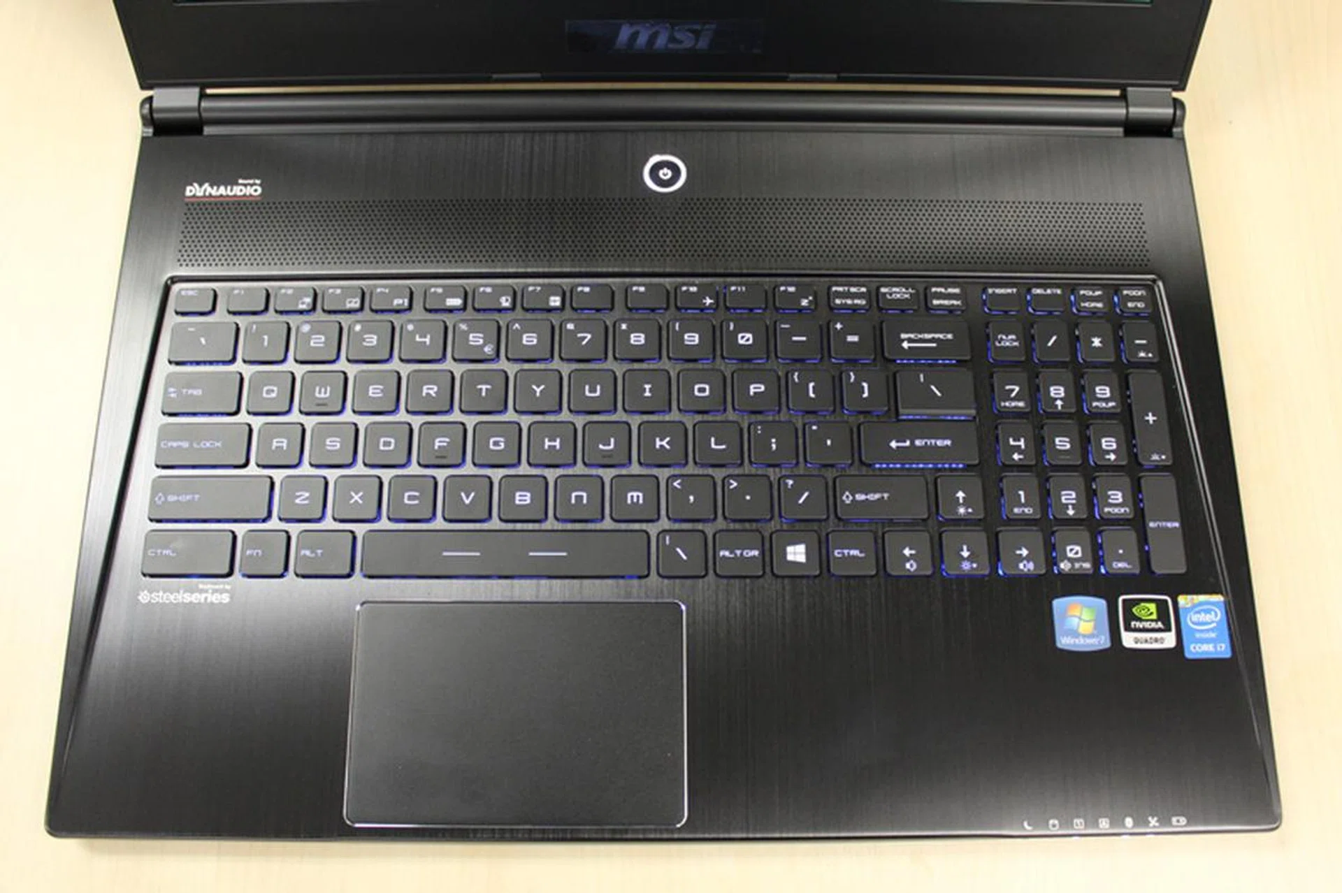 The WS60 might look plain, but it is lightweight, mobile and powerful.