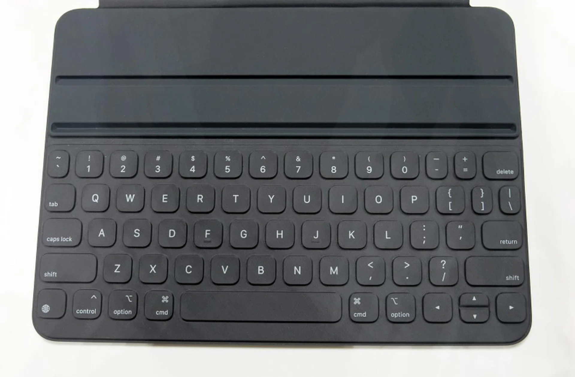 The keys of the new Smart Keyboard Folio are pleasant despite their low profile.