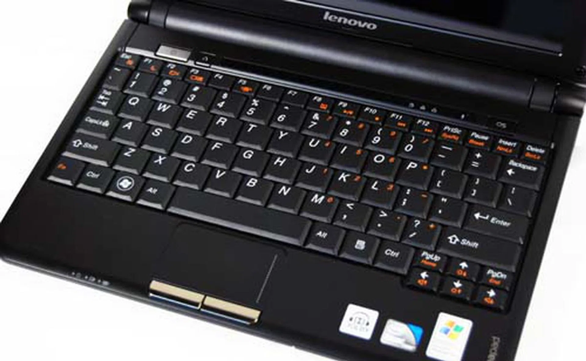 The keyboard was great to type with, and the keys are slightly bigger compared to the original S10. The trackpad was also an improvement as we preferred the buttons of this version compared to the original.