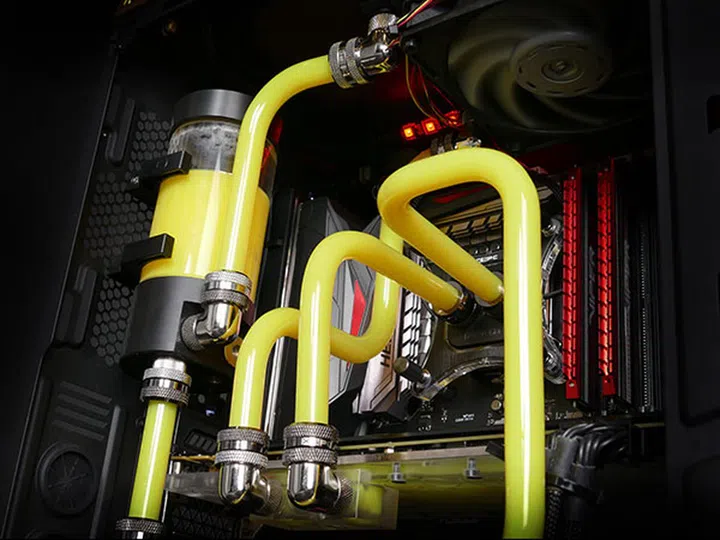 Aftershock PC Ultracore liquid cooling