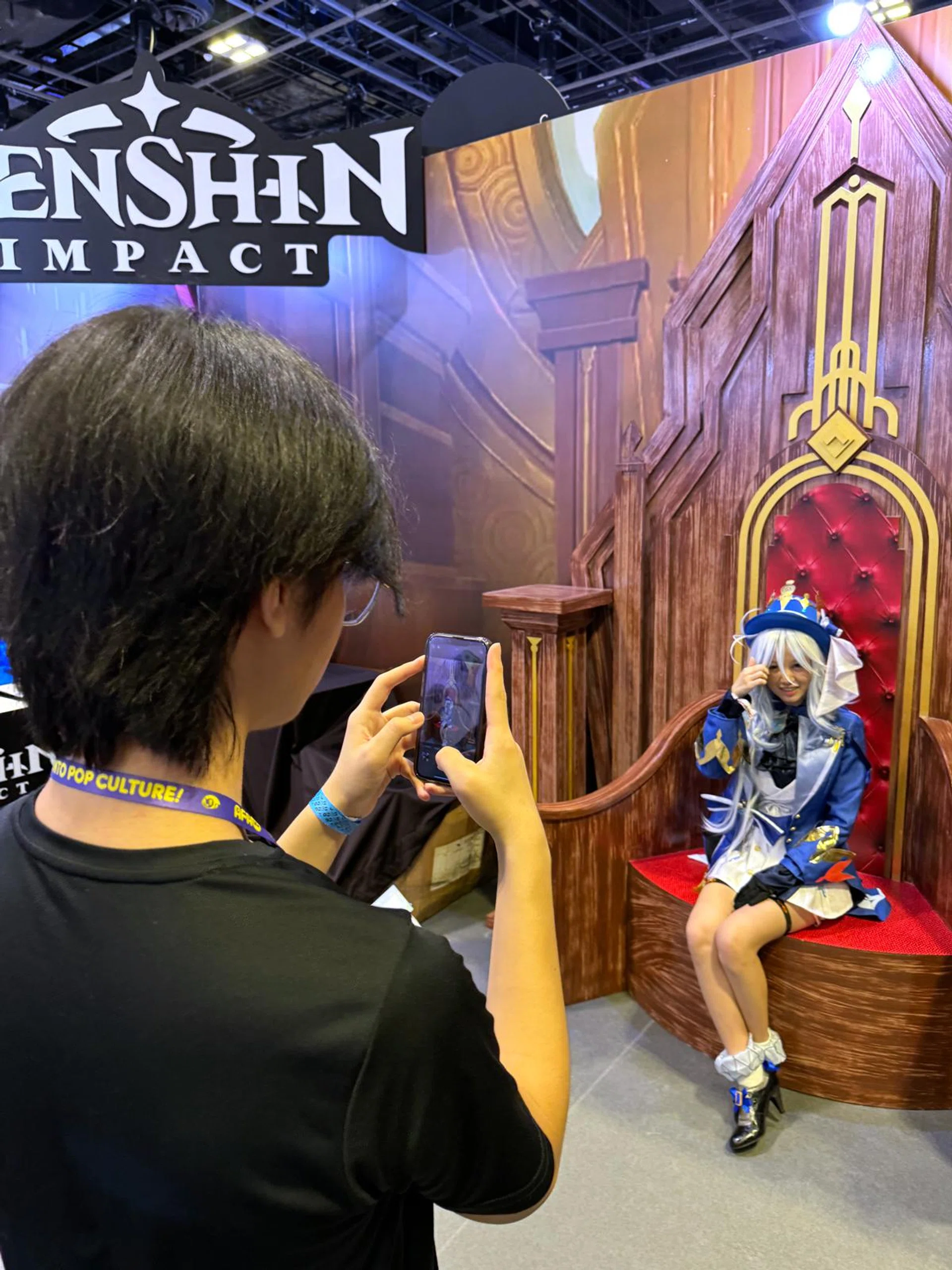 Photo booth opportunity with an in-game throne brought to life.