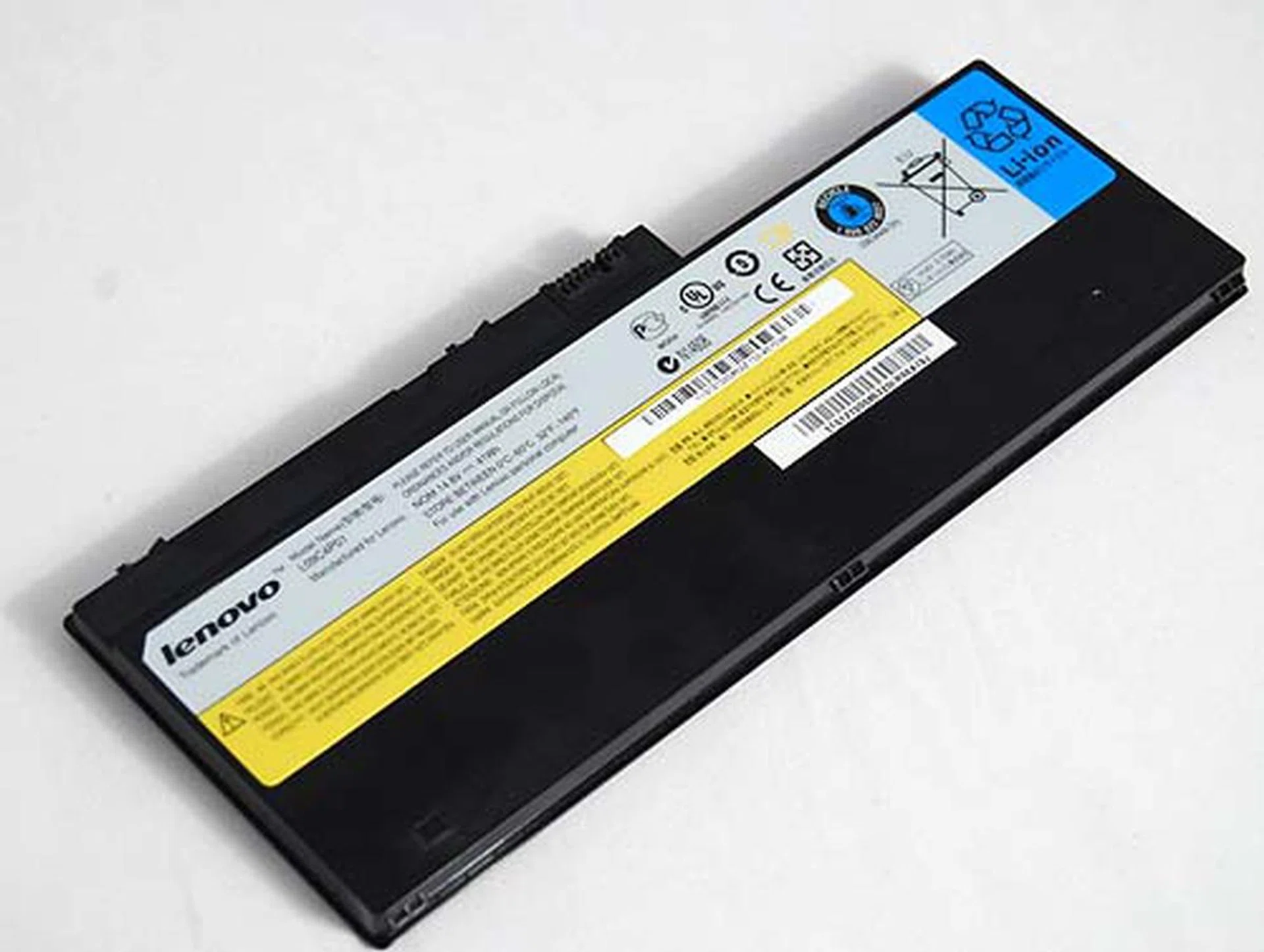 The 4-cell, 14.8V 41WH battery that powers the Lenovo IdeaPad U350.