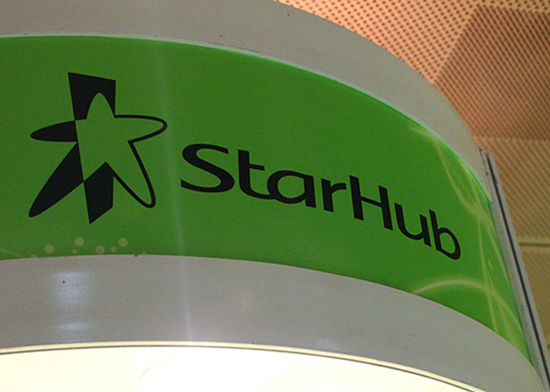 Head down to Starhub for deals on mobile and broadband plans.