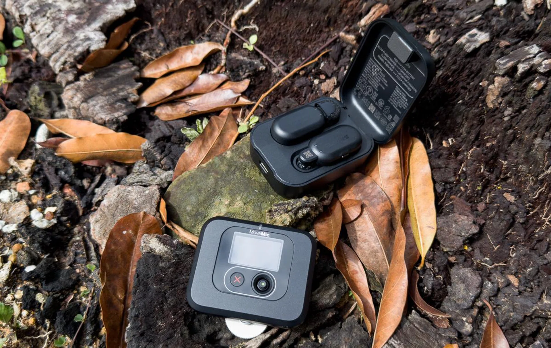 We definitely recommend using the microphones with the receiver.