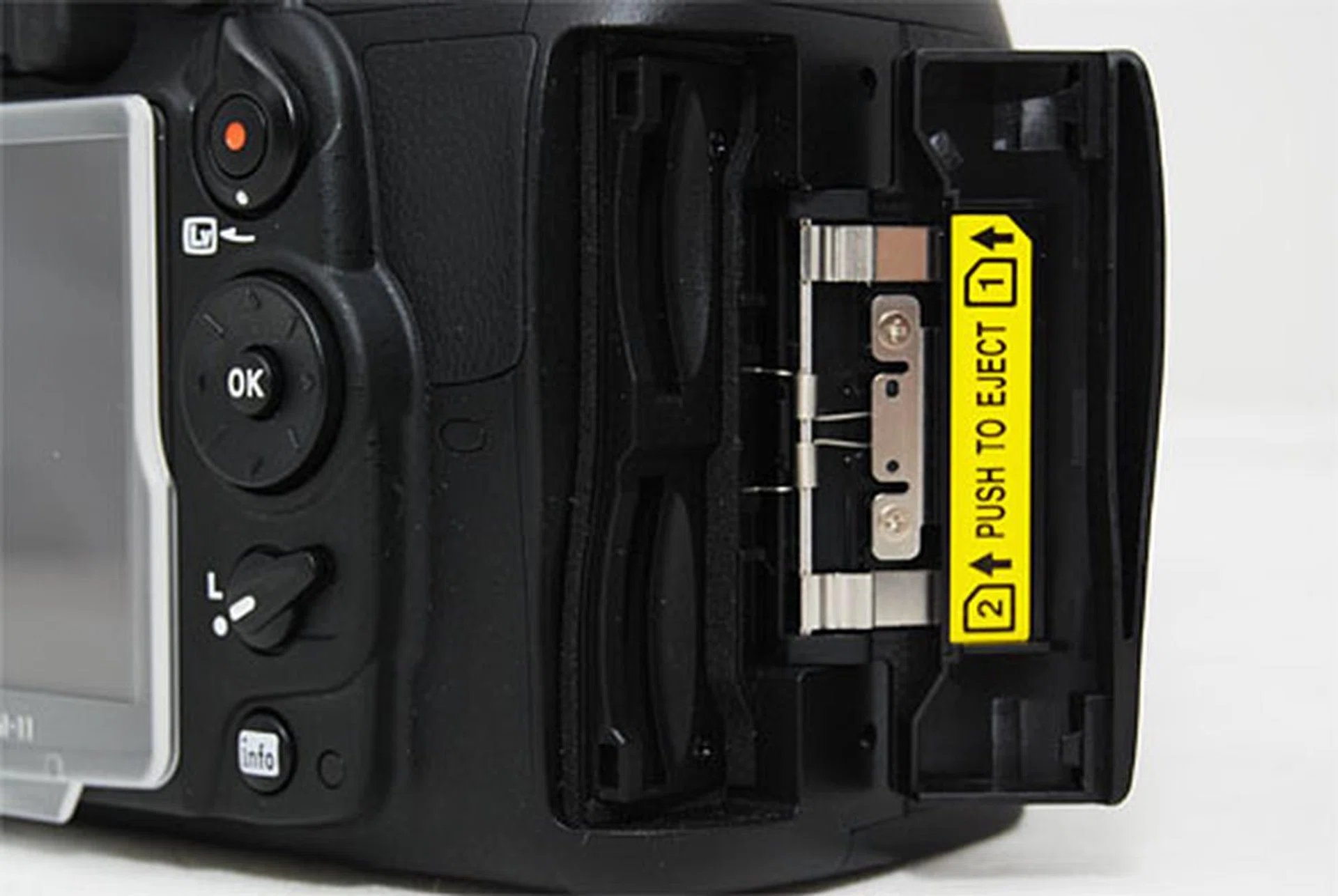 The dual SD card slots let you double your memory or back-up your images on the go.