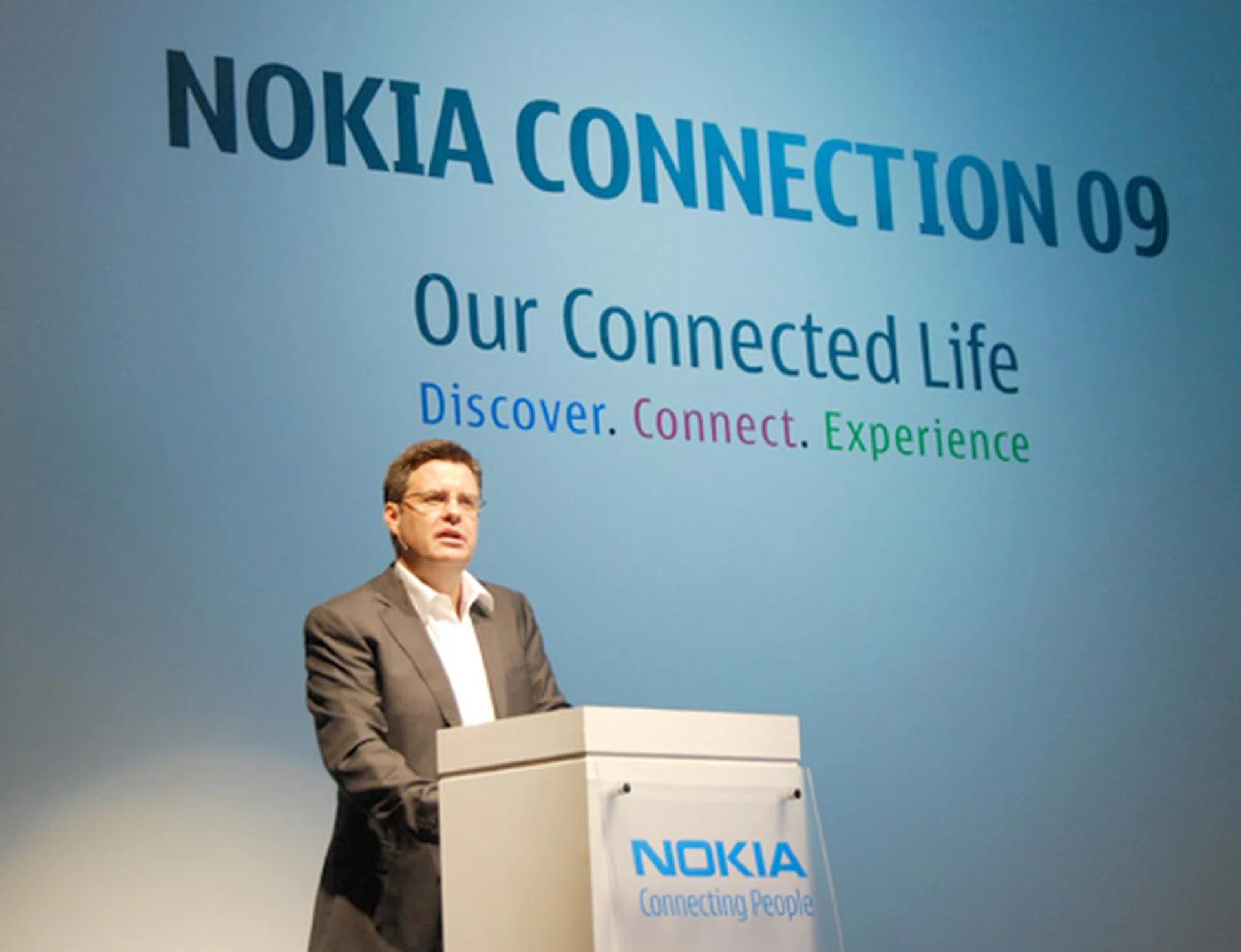  Chris Carr, Vice President, Sales, South East Asia Pacific, was on site to officially announce the launch of the Nokia E72, the Nokia 5530 XpressMusic and the Nokia 3710 Fold.  