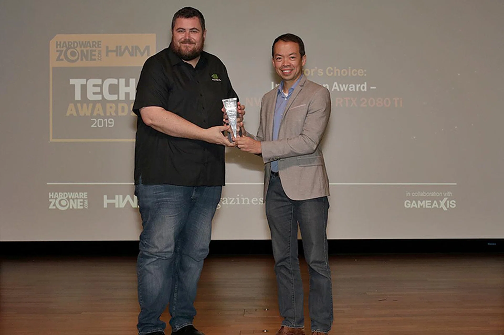 NVIDIA also wins an Innovation Award for the impressive work done on the GeForce RTX 2080 Ti. Accepting the award here is Mr. John Gilooly, Technical Product Marketing Manager, Asia Pacific South, NVIDIA.