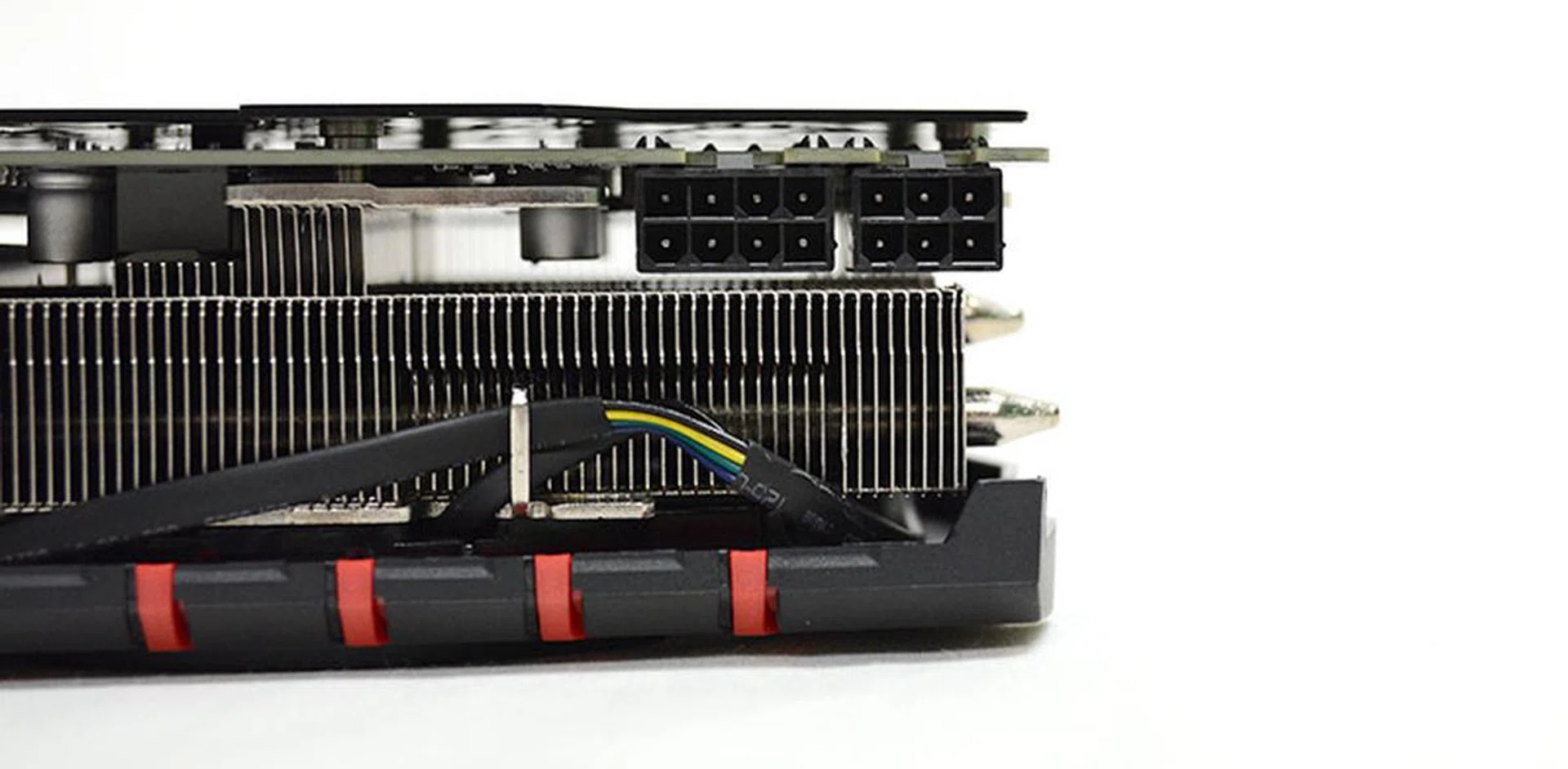 The card draws power from one 6-pin and one 8-pin PCIe connector.