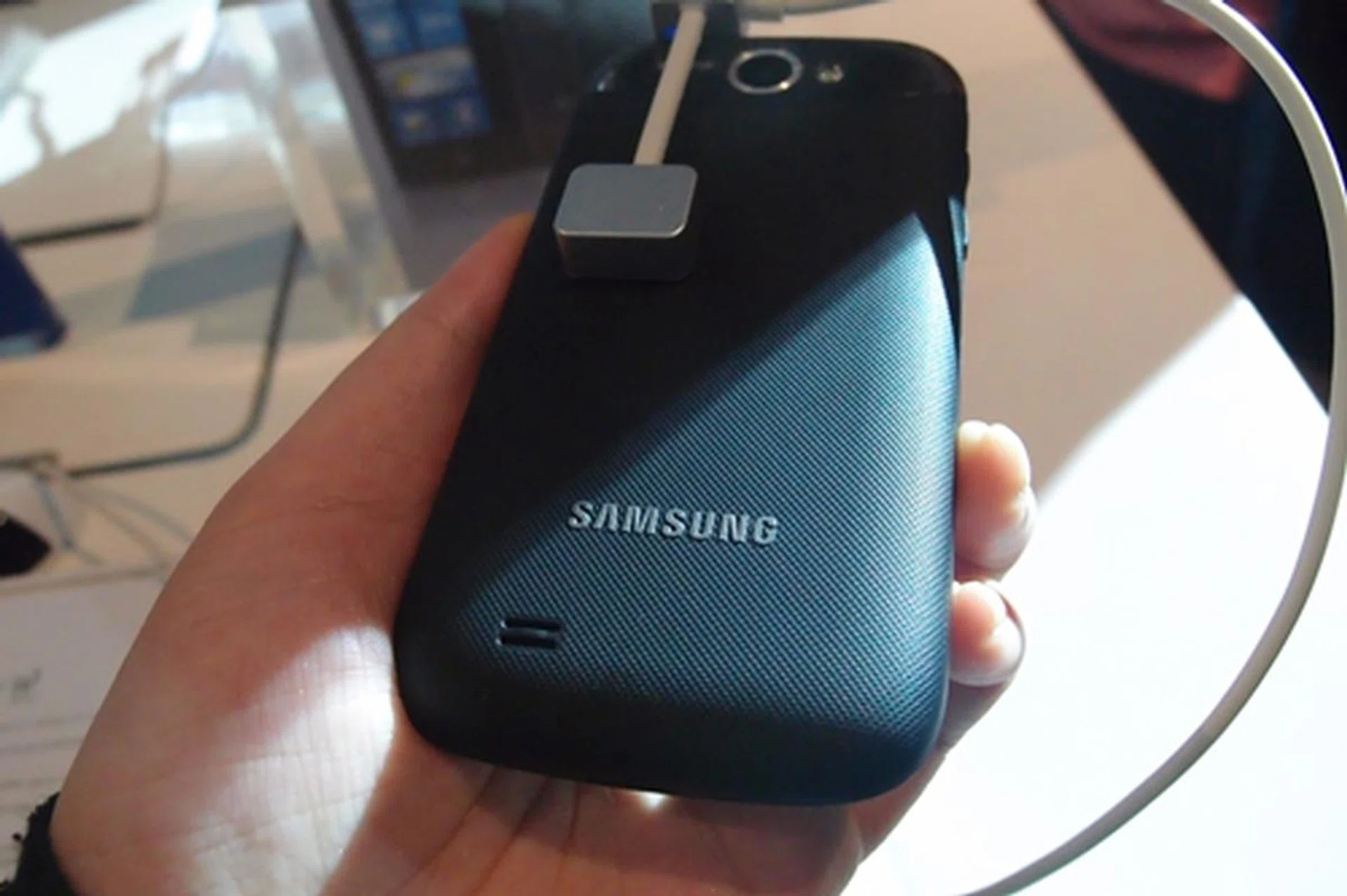 The smartphone is predominantly plastic - no surprise here, given that the phone only weighs about 114g. The phone's textured back makes for a firm grip and adds a modern touch to its design.