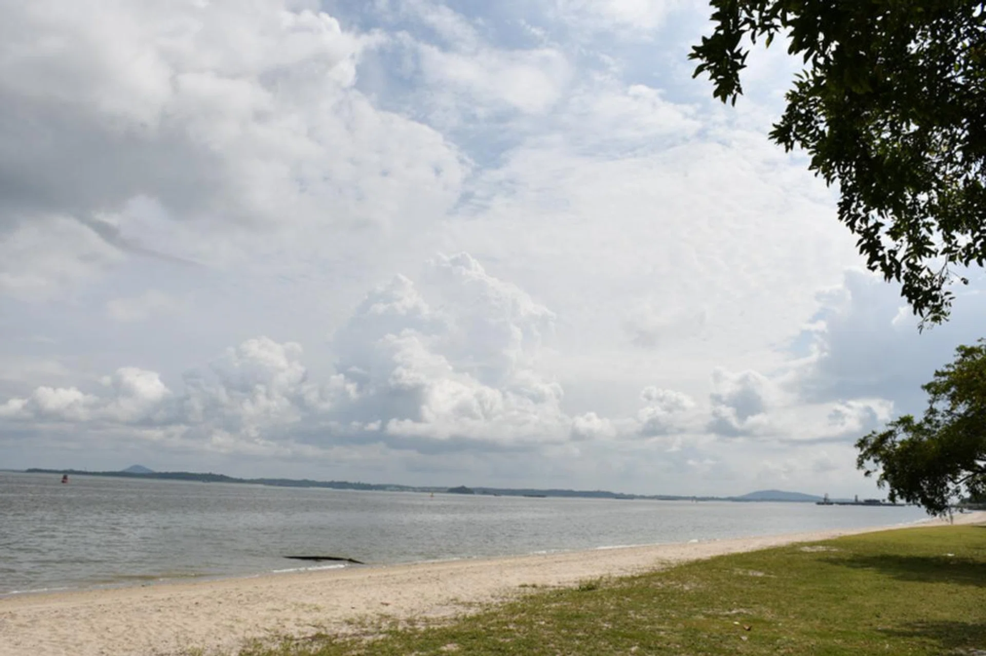 18mm at f/11, 1/500s, ISO 100 (D500)