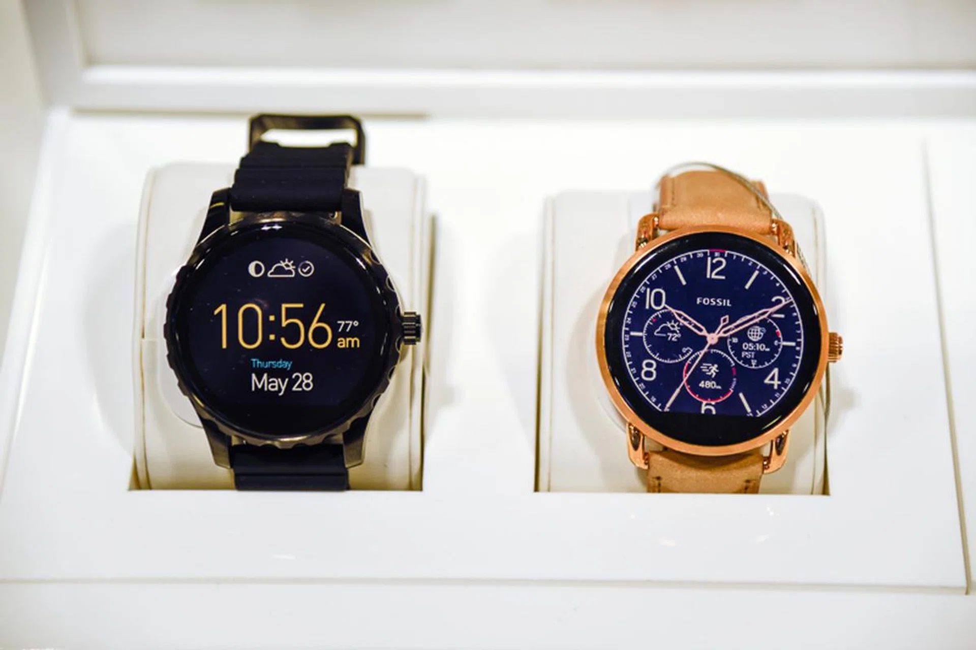 Fossil’s Q Marshal smartwatches are going for S$479 to S$519 at IT Show 2017. Also available, the Q Wander (S$479 to S$519), the Q Gazer (S$389), the Q Tailor (S$349), and the Q Crewmaster (S$319 to S$389).