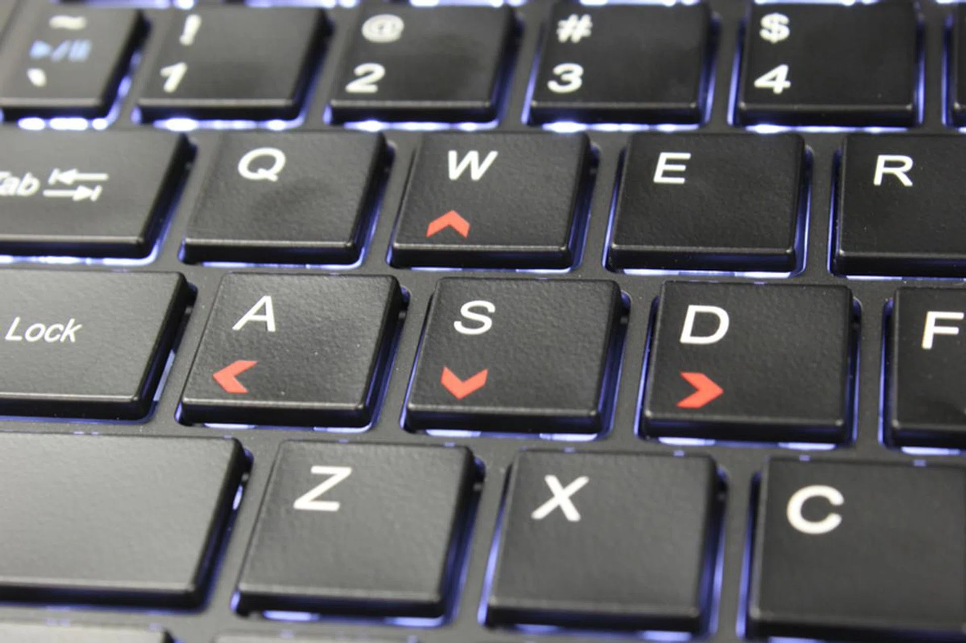 Aftershock's newest S-15 continues the manufacturer's tradition of having great keyboards on their notebooks. The one on the Aftershock S-15 is great with raised keys and pretty good key travel.