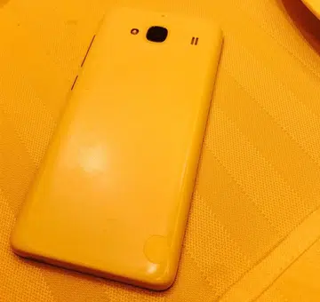 This is the rumored budget model that Xiaomi is workng on. <br>Image source: weibo