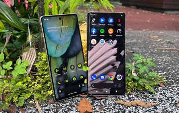The Google Pixel 7 and Pixel 7 Pro.