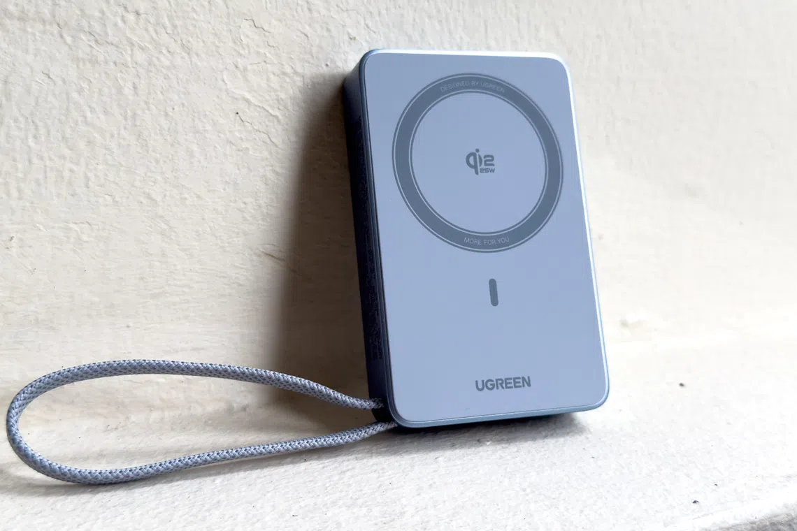 Ugreen MagFlow Magnetic Power Bank 10,000mAh 25W review: Qi2.2 in your palm
