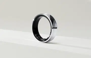 The Samsung Galaxy Ring will come in three colours: ceramic black, platinum silver, and gold.