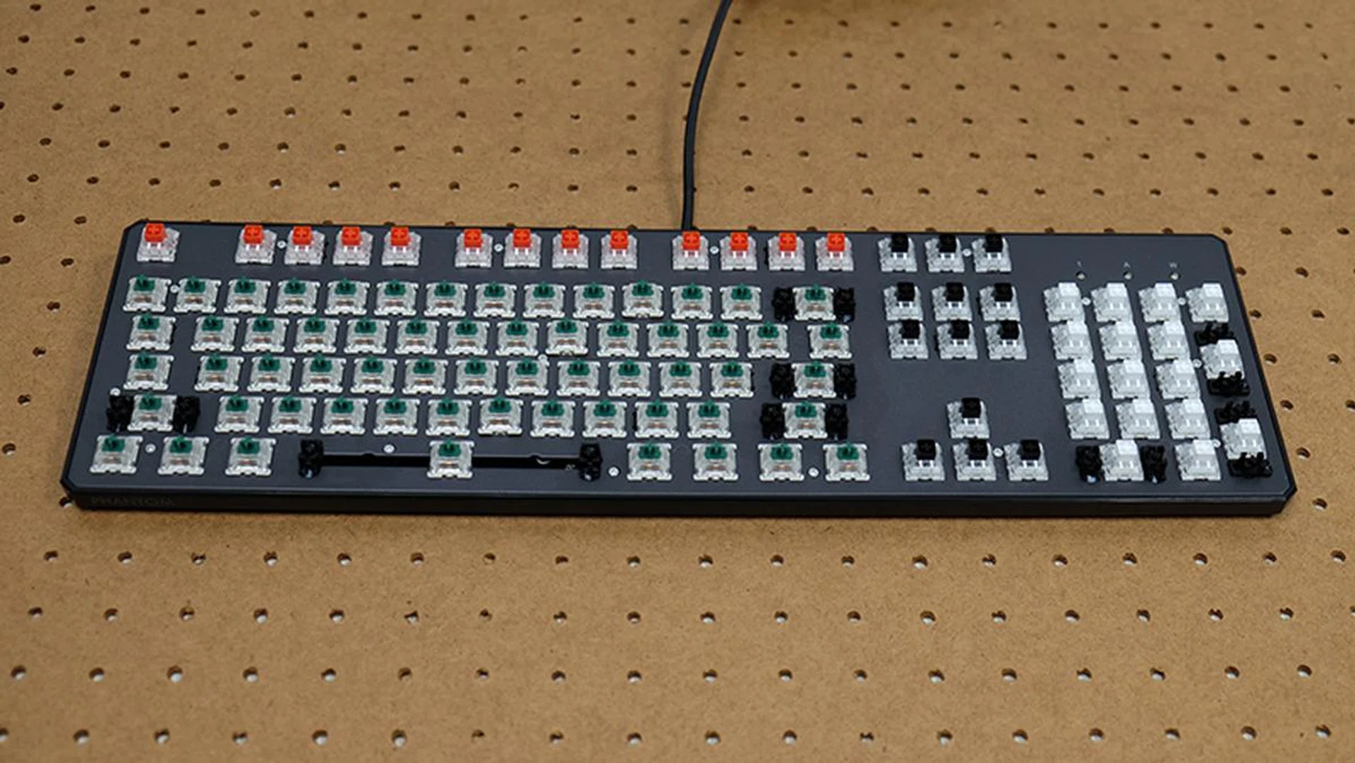 Tecware Phantom Elite