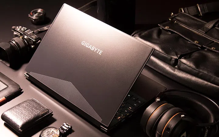 Gigabyte Aero 15 X